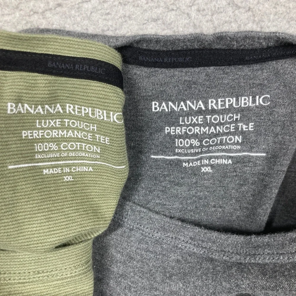 Banana Republic Luxe Touch Performance Tee Mens XL Green Grey 2 Pack Bundle